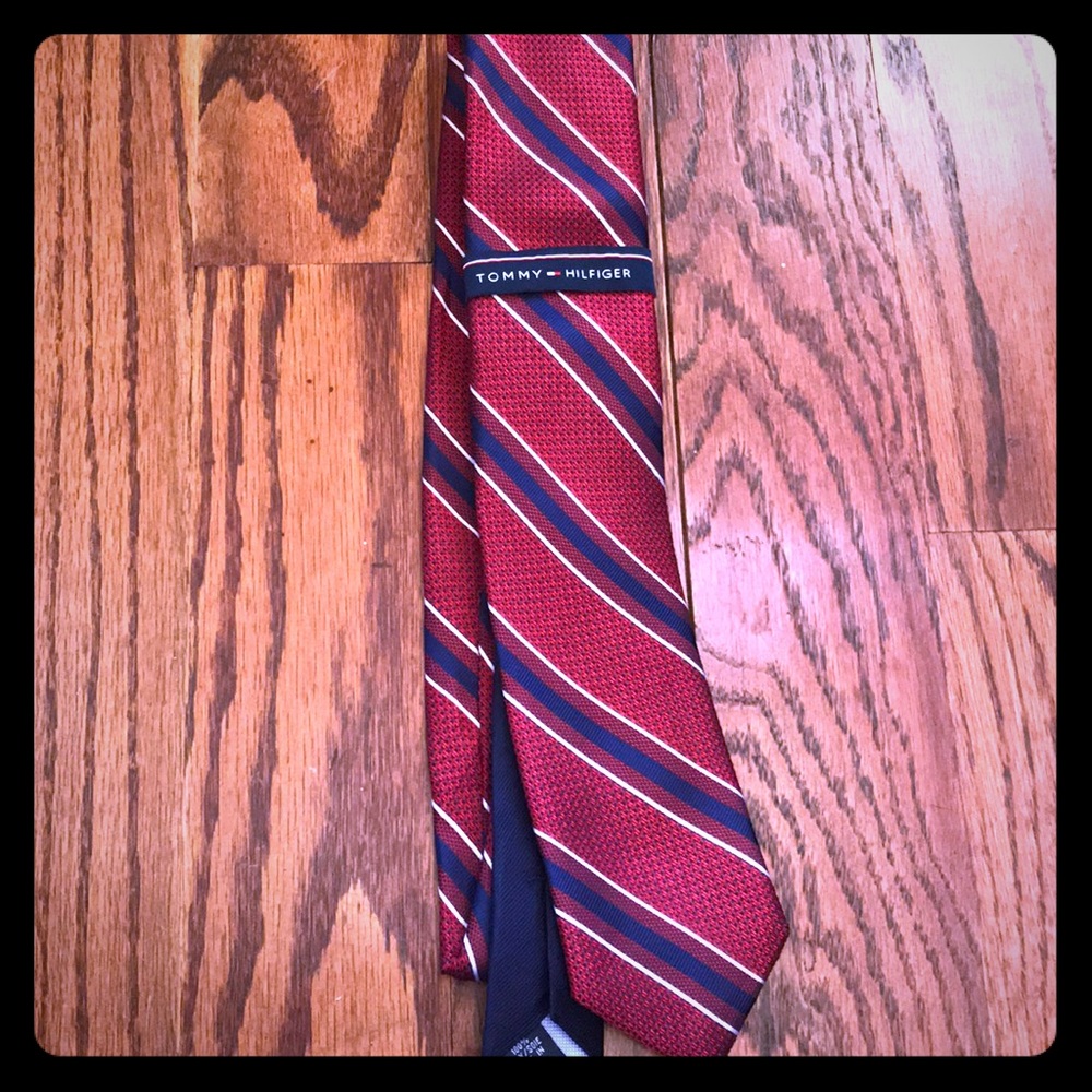 Tommy Hilfiger Red/Blue 100% Silk Tie